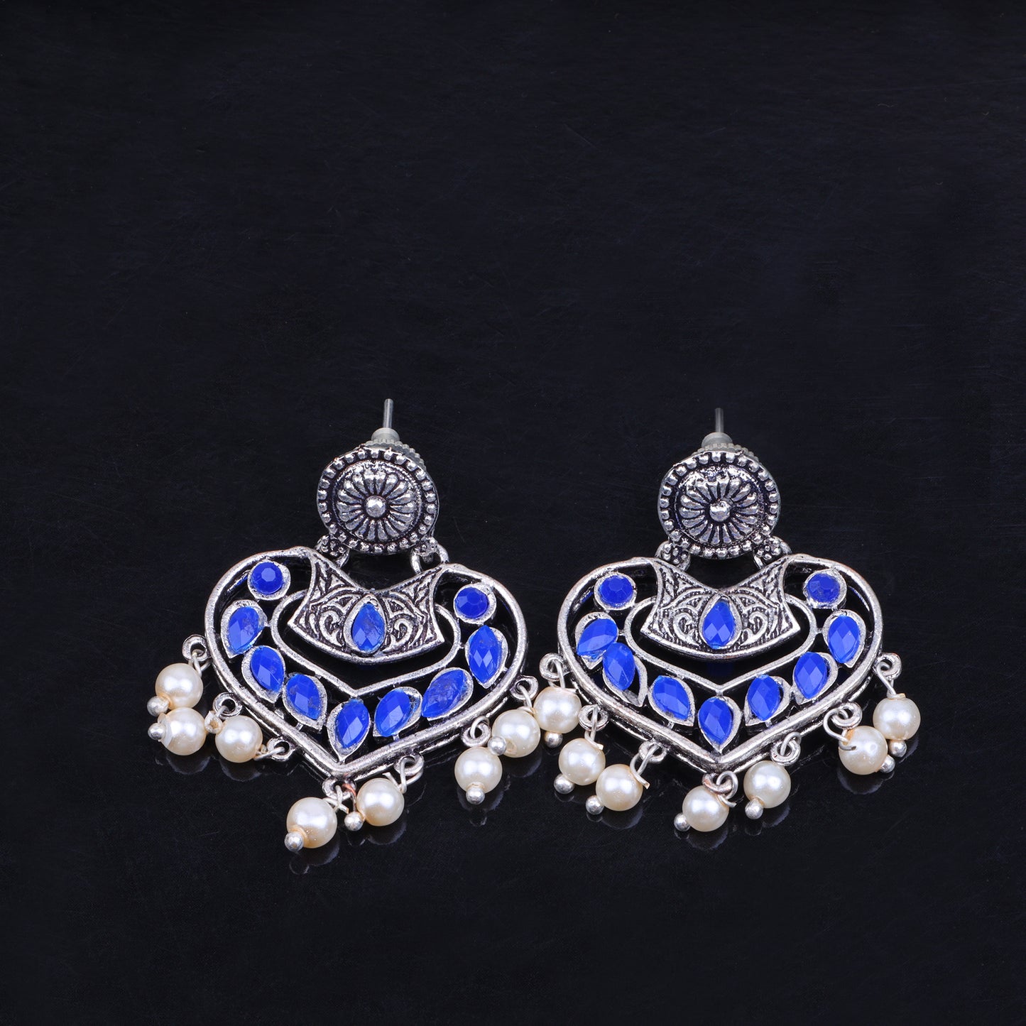 Patra dangler earrings (Blue)