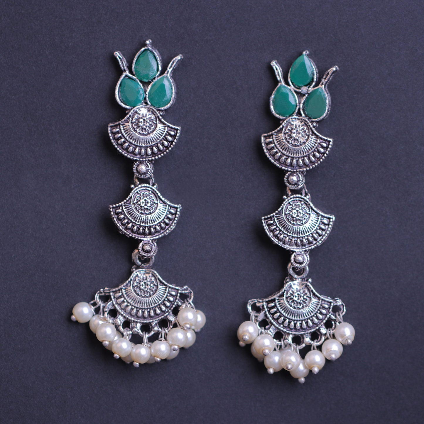 Raindrop strings oxidezed danglers (Green)