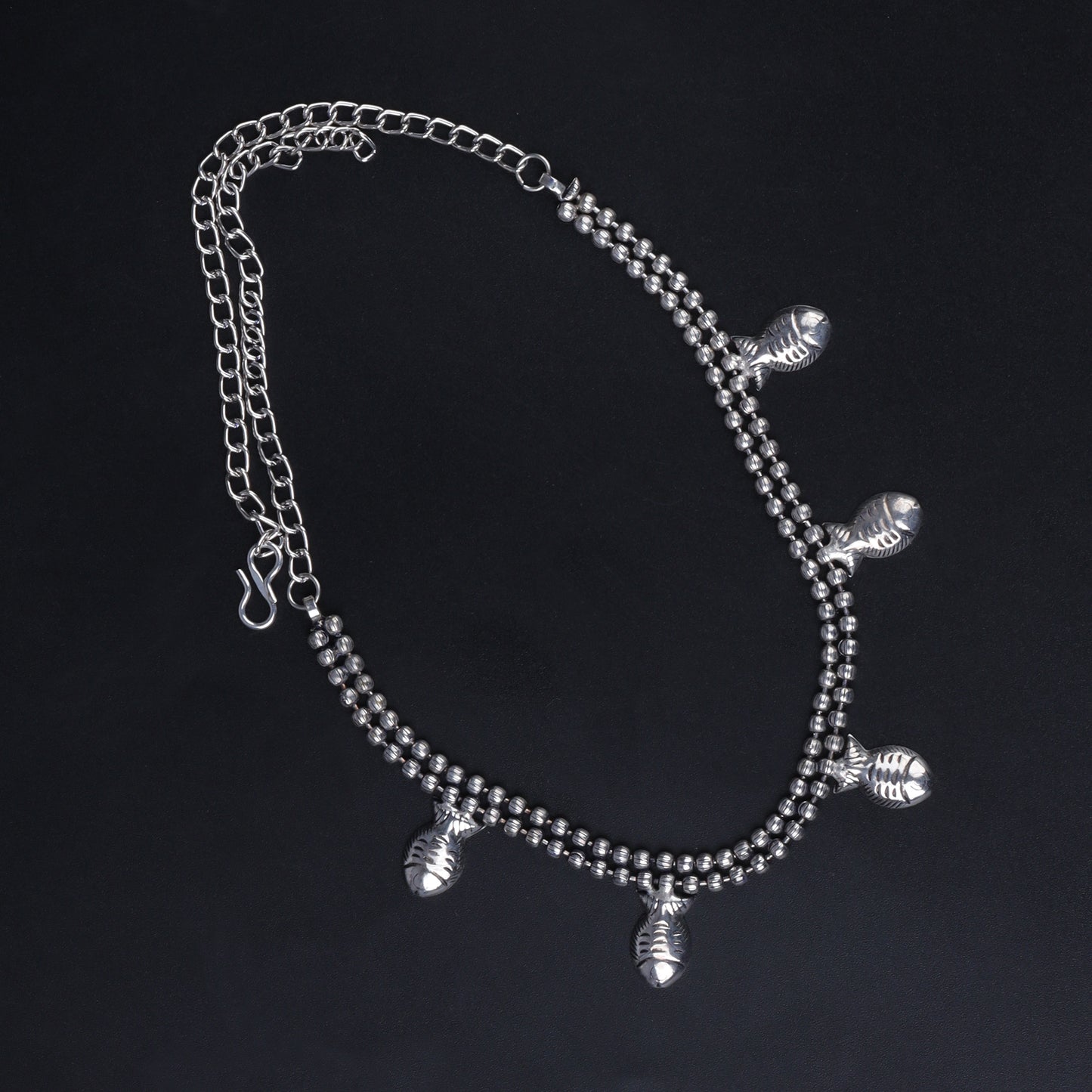 Meen moti brass neckpiece (Silver)