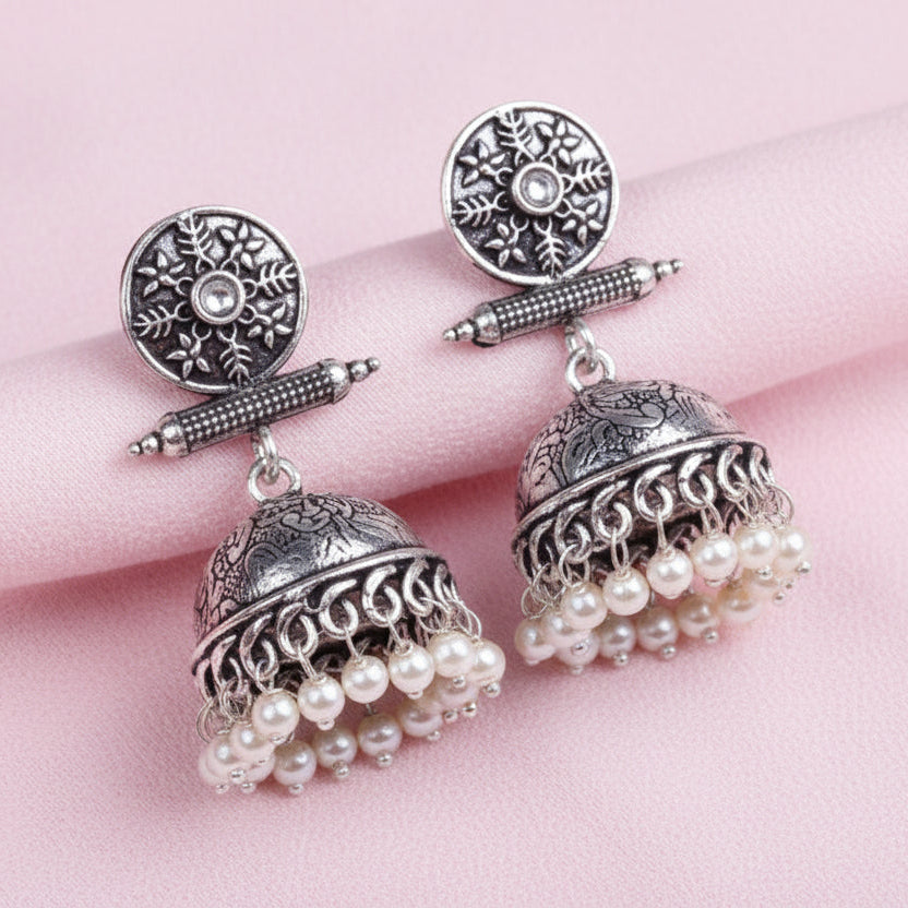 Charmbell  earrings (White)