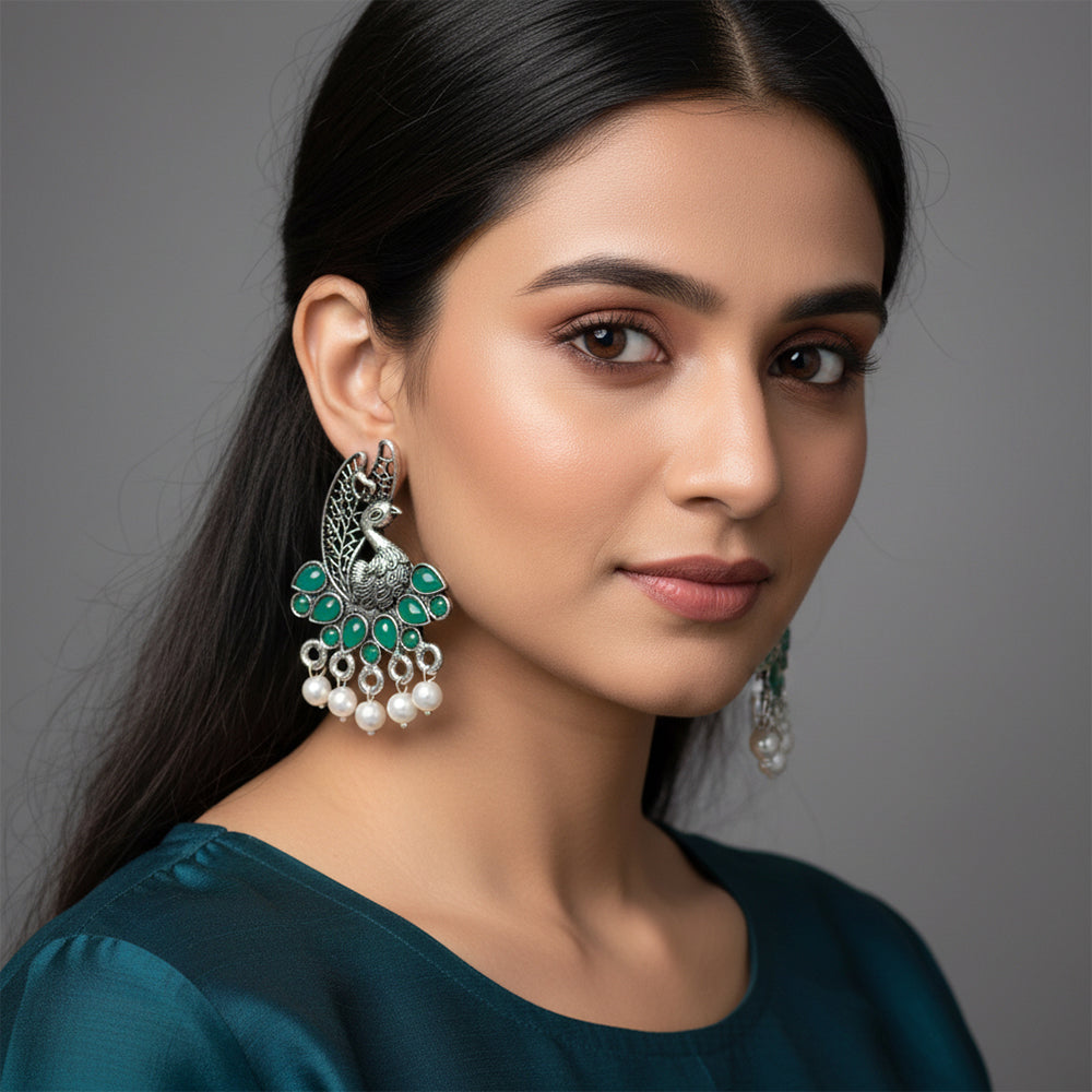 Peacock pearls studds earrings (Green)