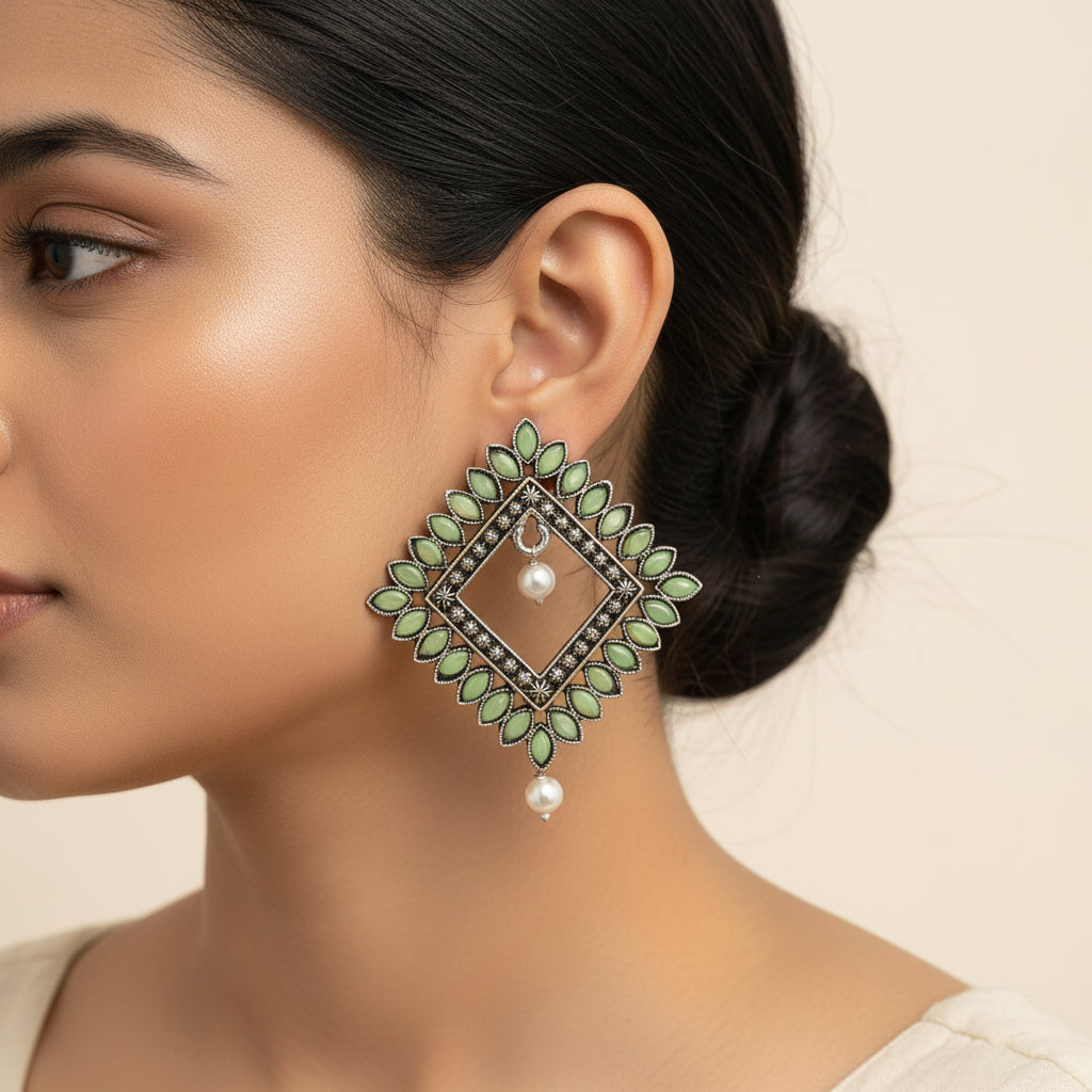 Sass Stone stud earrings (Pista)