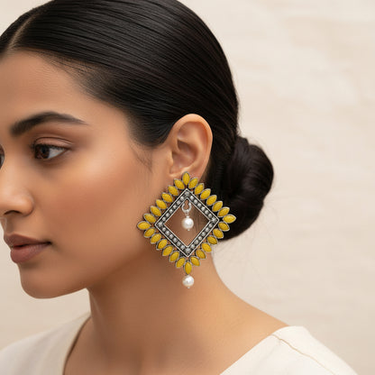 Sass Stone stud earrings (Yellow)