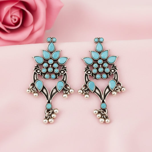 Tint and Twinkle  earrings (Mint)