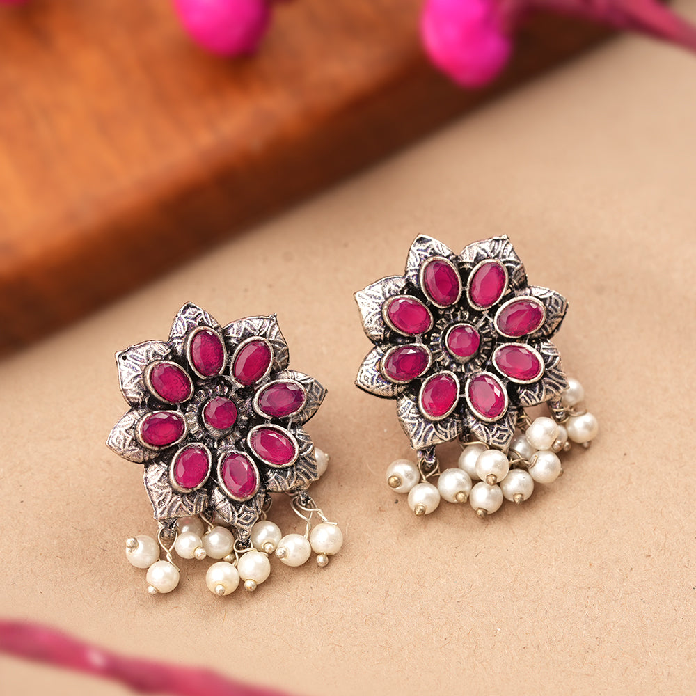 Jugni vibrant stud earrings (Red)