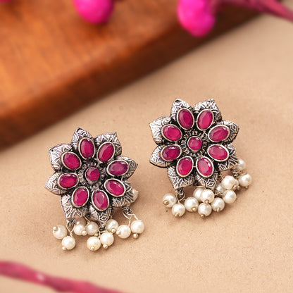 Jugni vibrant stud earrings (Red)
