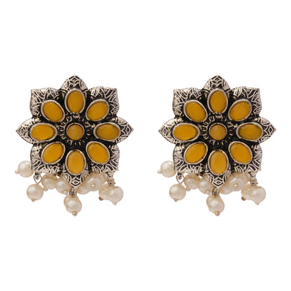 Jugni vibrant stud earrings (Yellow)