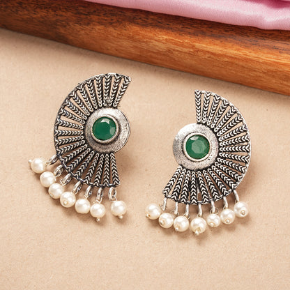 Bloom Arc pearl stud earring (Green)