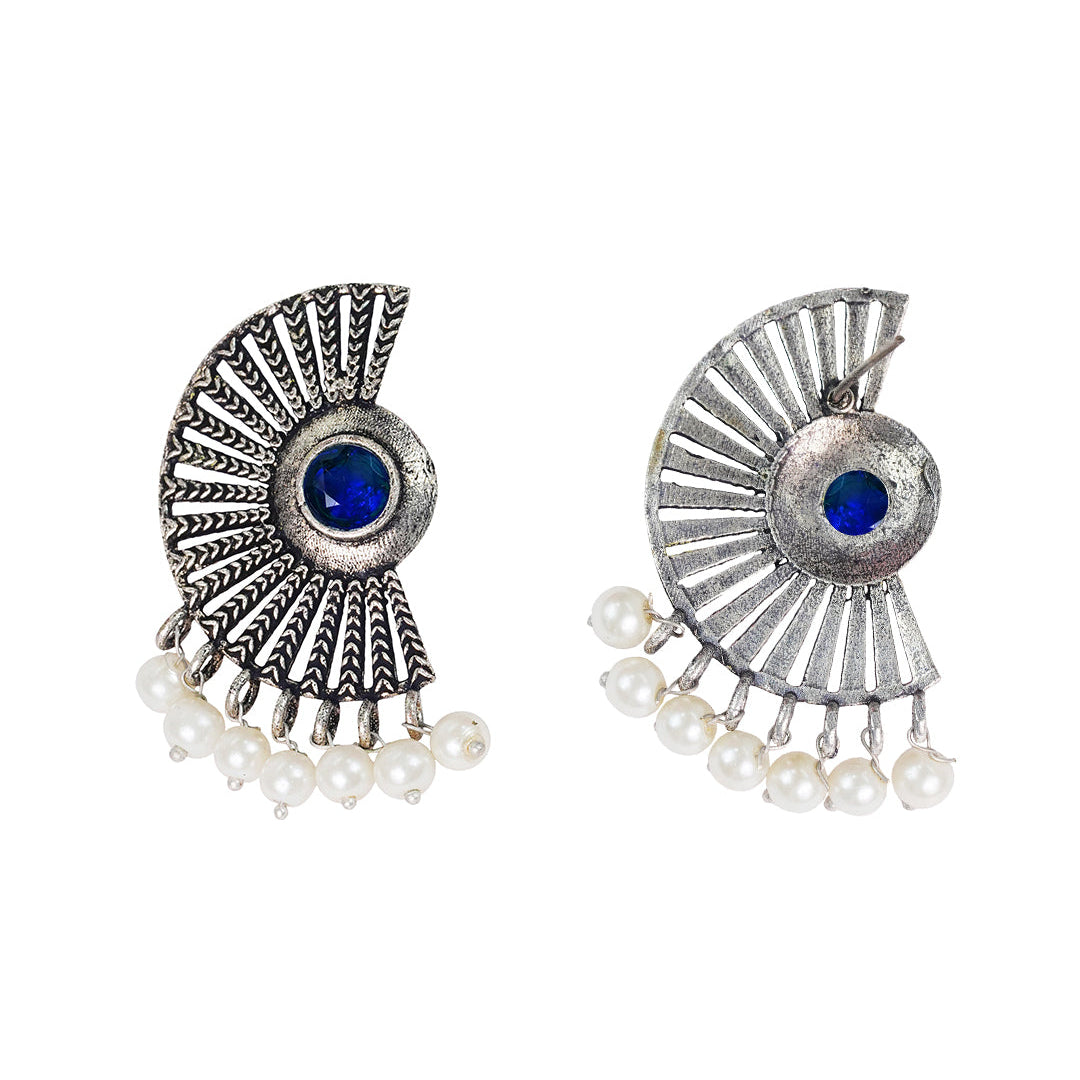 Bloom Arc pearl stud earring (Blue)