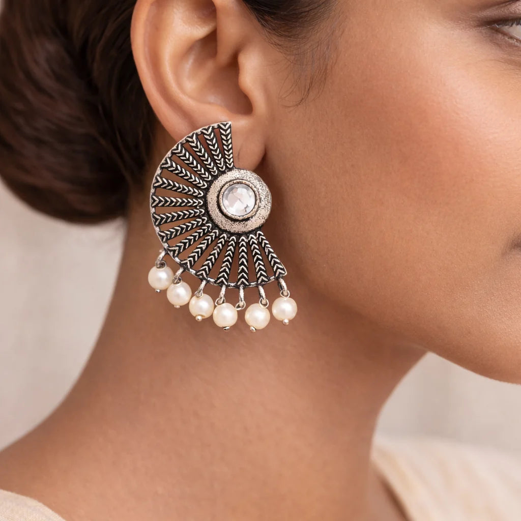 Kalash Kamal earring  Bloom Arc pearl stud earring (White) Combo set