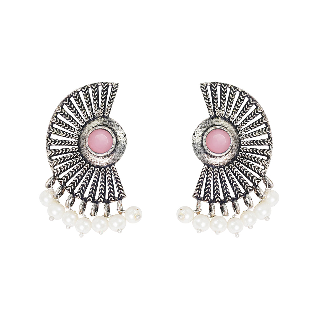 Bloom Arc pearl stud earring (Baby Pink)