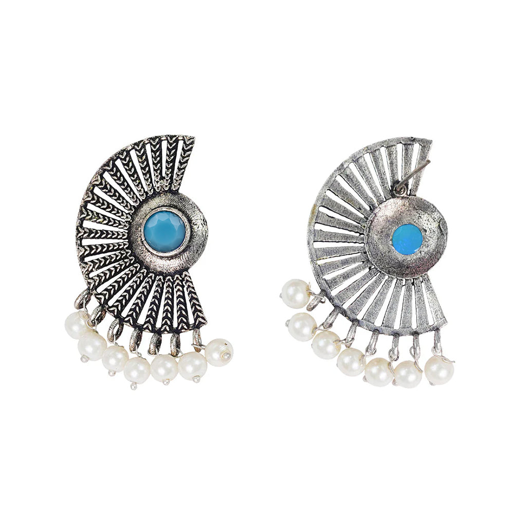 Bloom Arc pearl stud earring (Sky Blue)