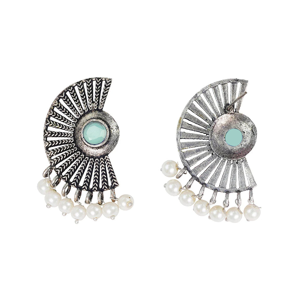Bloom Arc pearl stud earring (Mint)
