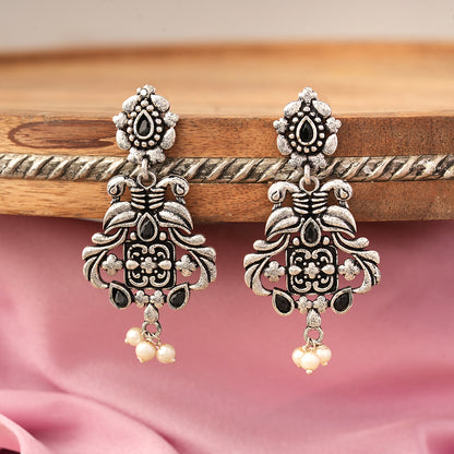 Feathered Grace dangler earrings (Black)
