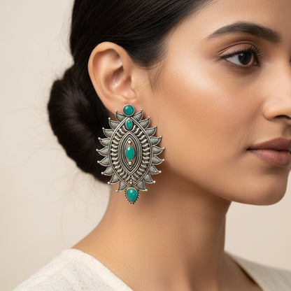 Oval drop stud earrings (Green)