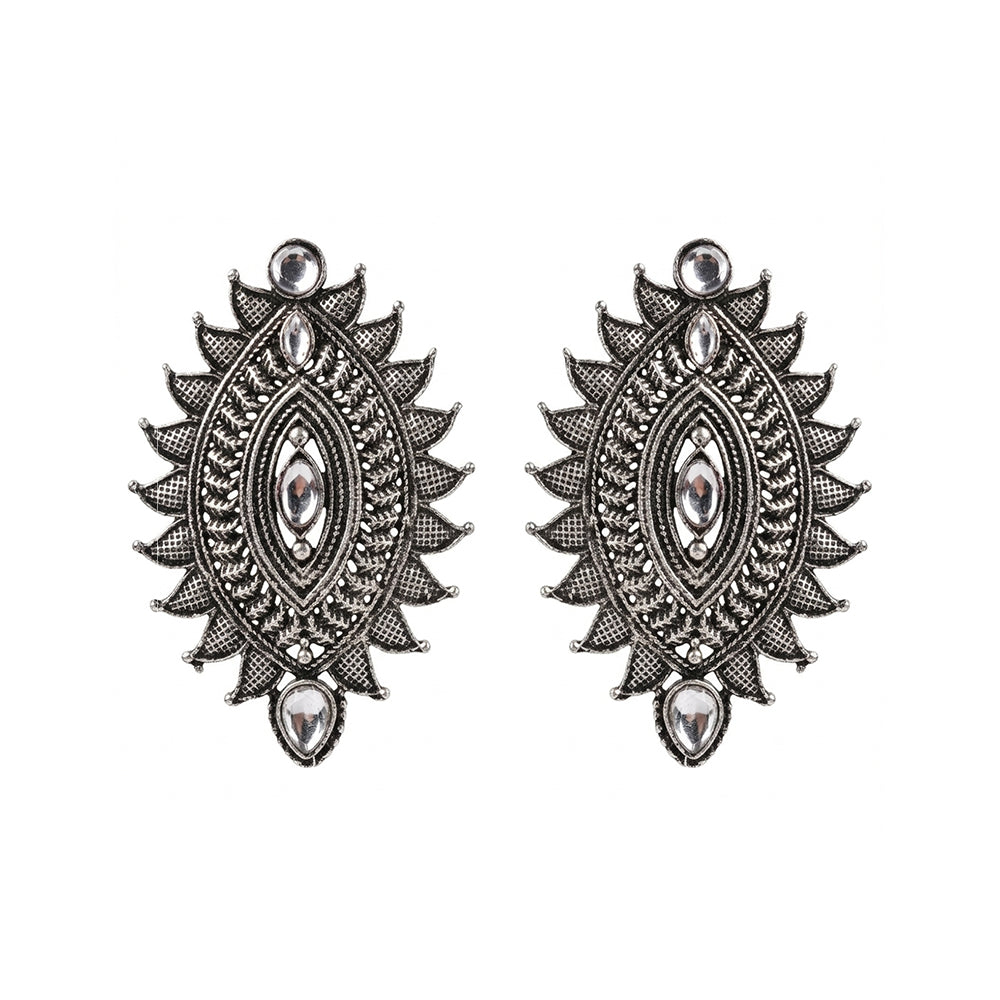 Oval drop stud earrings (White)