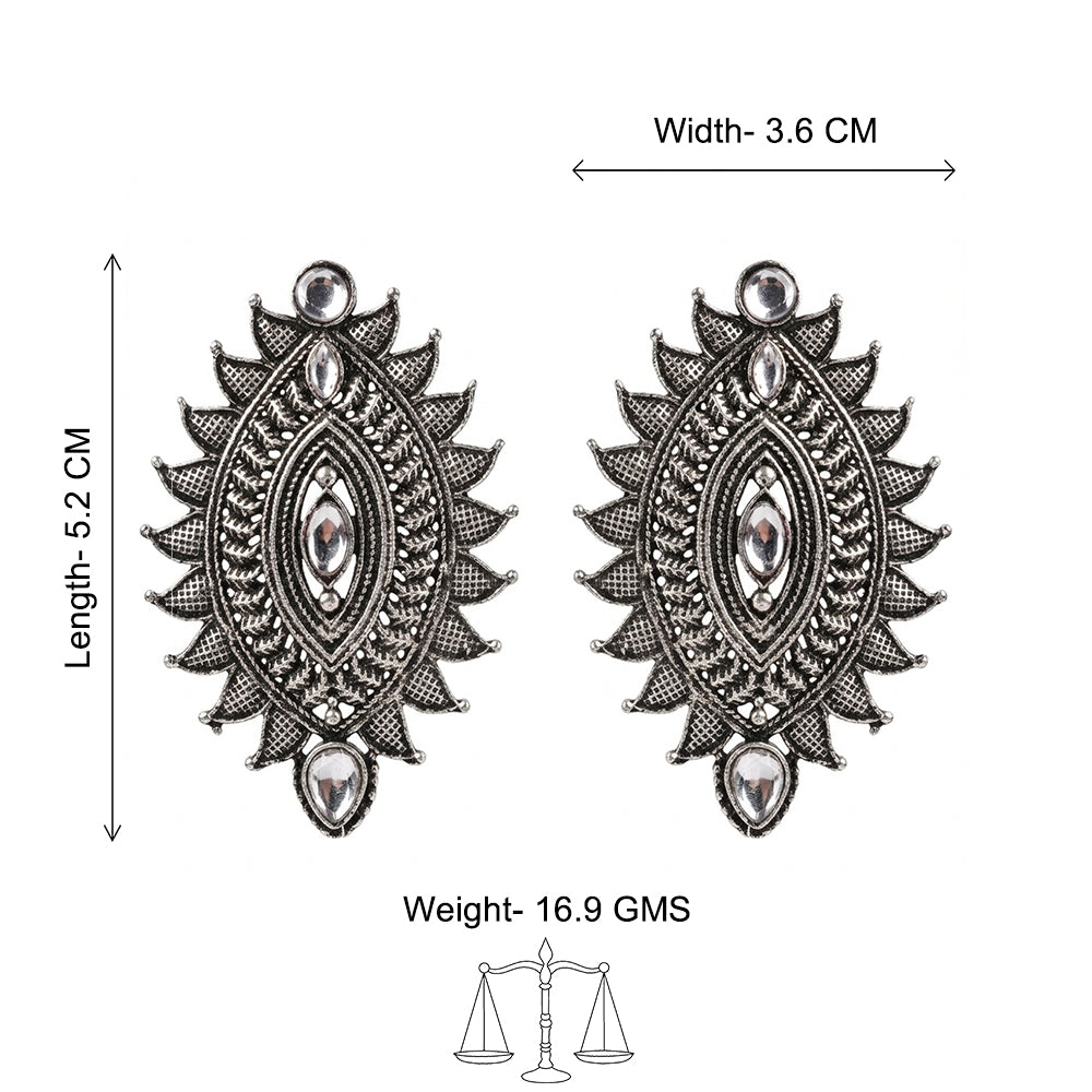Oval drop stud earrings (White)