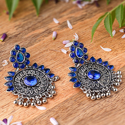 Timeless Royal dangler earring (Blue)