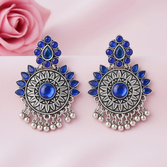 Timeless Royal dangler earring (Blue)
