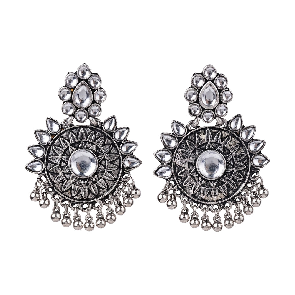 Timeless Royal dangler earring (White)
