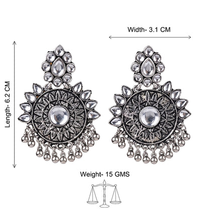Timeless Royal dangler earring (White)