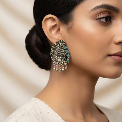 Curve and bloom stud earring (Green)