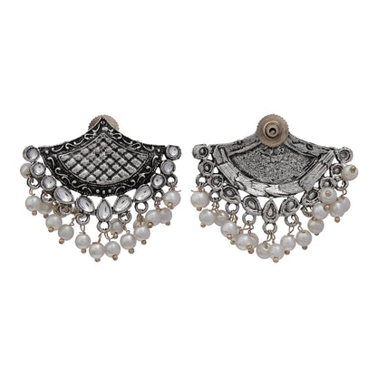 Royal Potli stud earrings (White)