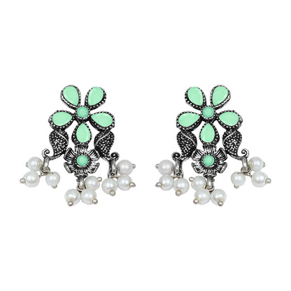 Floral Drop stud earrings (Pista)
