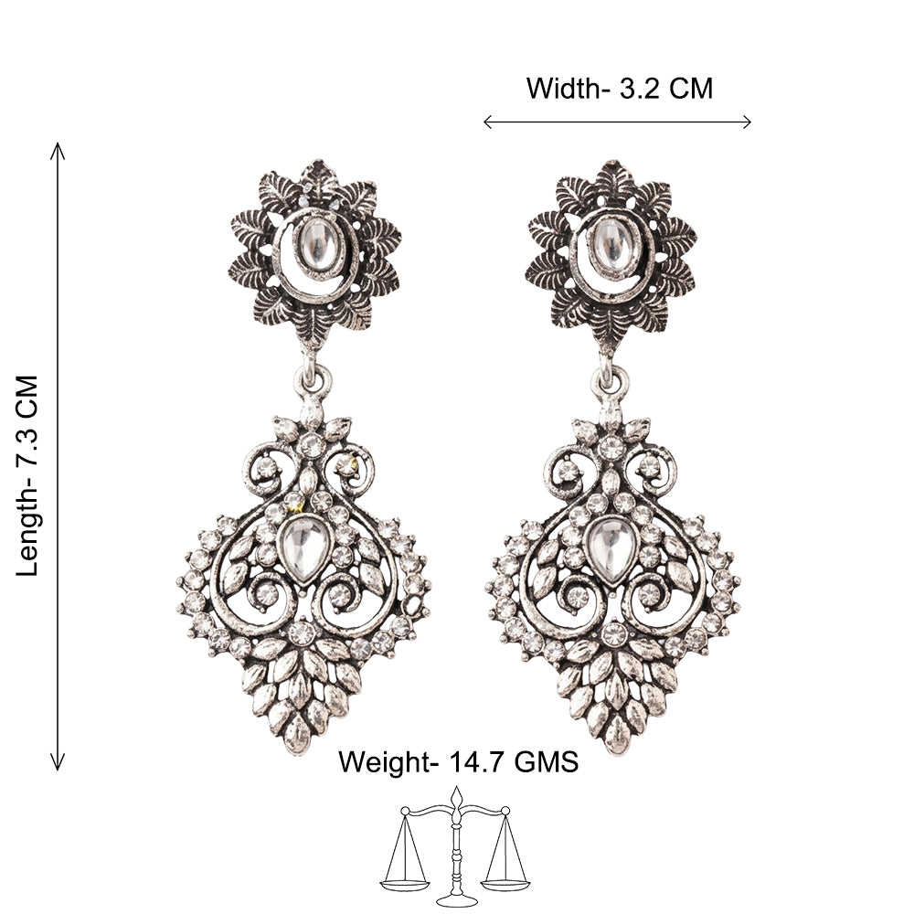 Heritage Paisley Dangler earrings (White)
