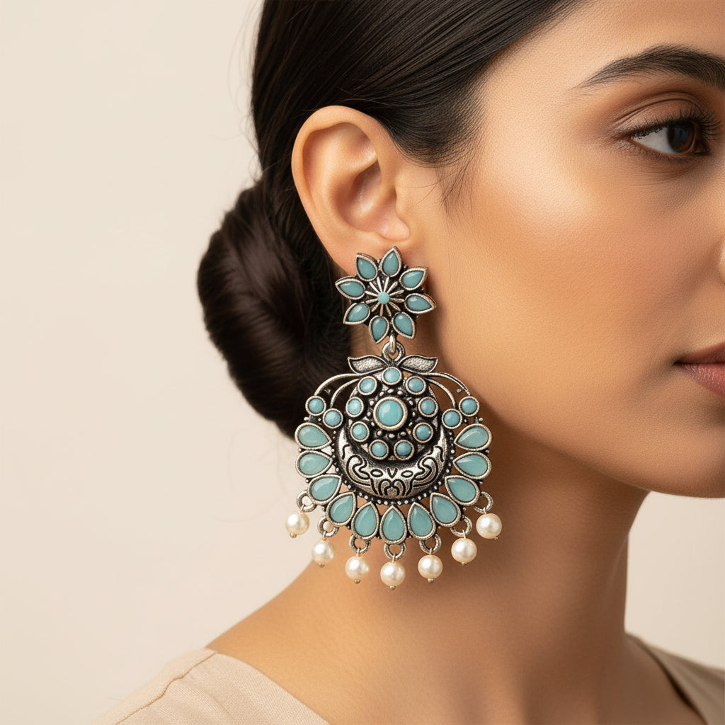 Little Petal dangler earrings (Mint)