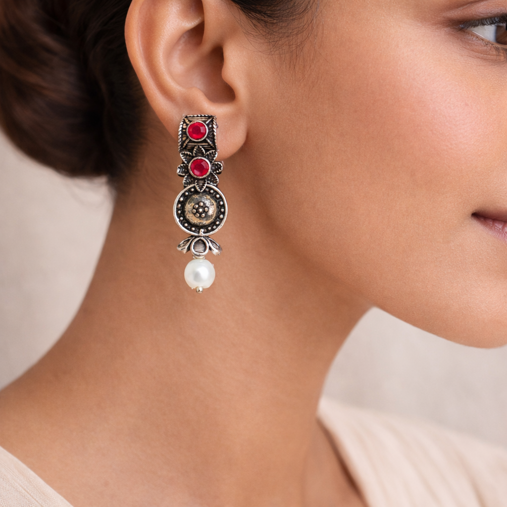 Wonderful wildflower oxidised stud earrings (Red)
