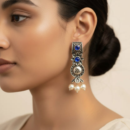 Wonderful wildflower oxidised stud earrings (Blue)