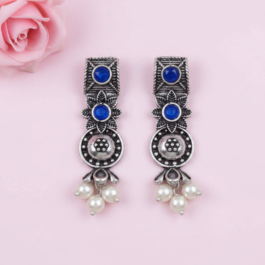 Wonderful wildflower oxidised stud earrings (Blue)