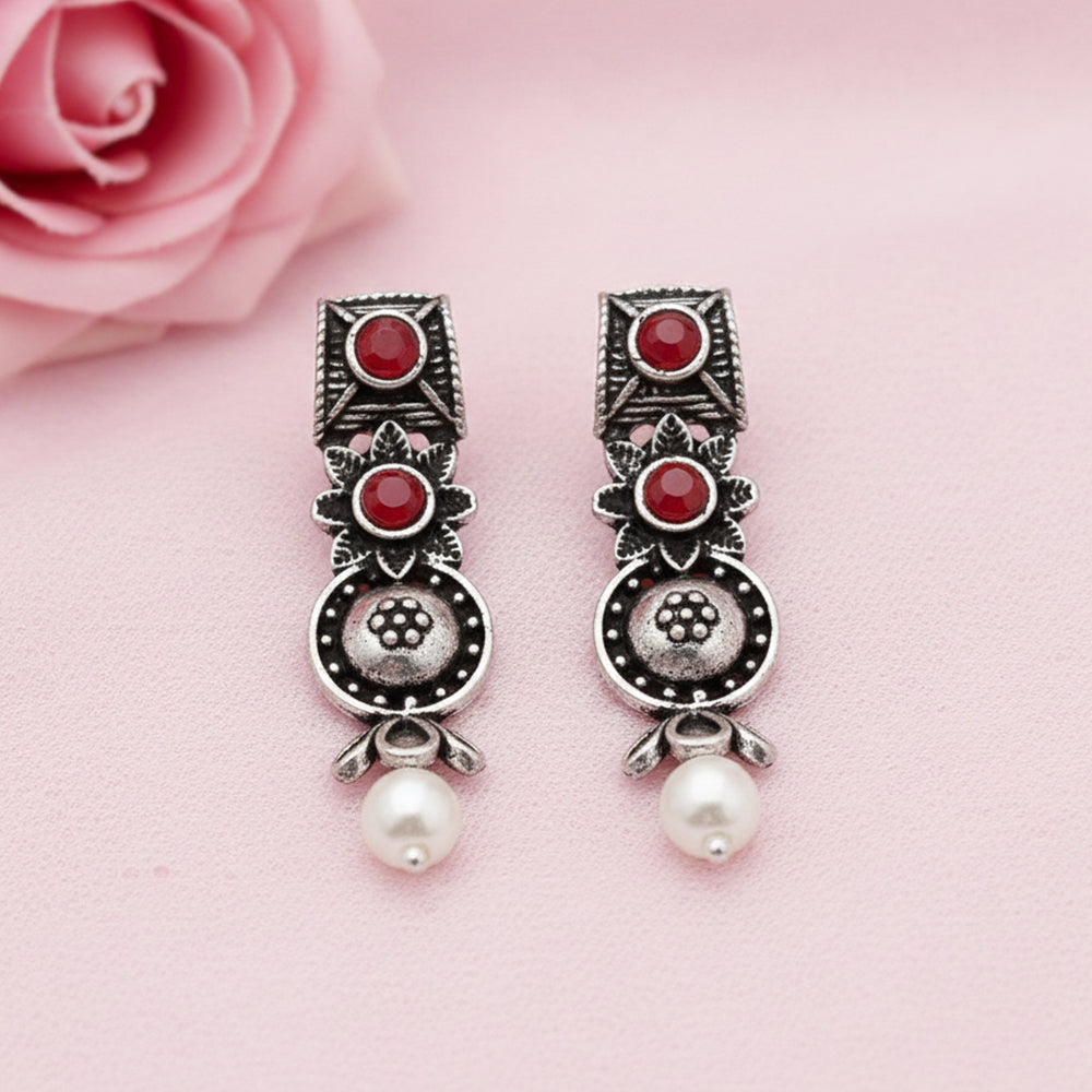 Wonderful wildflower oxidised stud earrings (Dark Red)