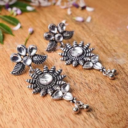 FloraSun dangler earrings (White)