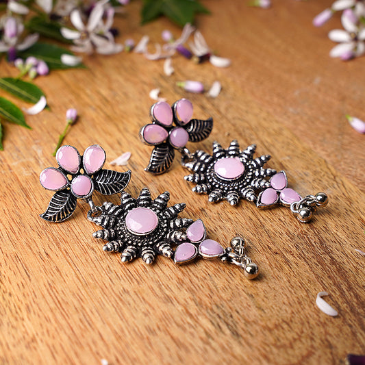 FloraSun dangler earrings (Baby Pink)