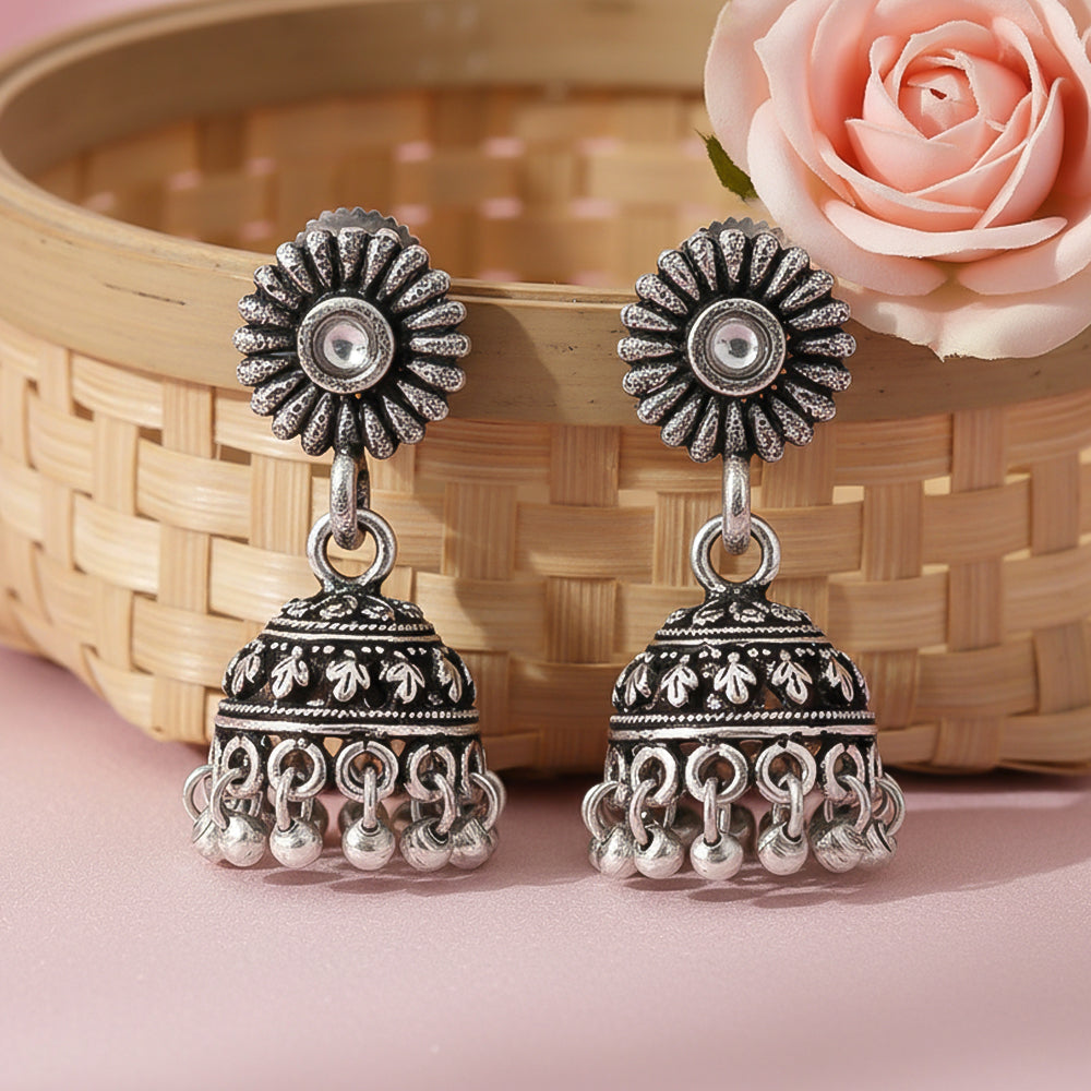 Garden gorgeousness Jhumki arrings (White)