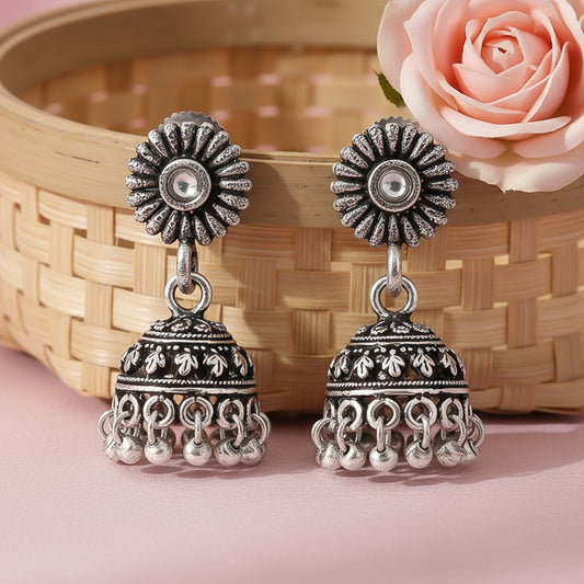 Garden gorgeousness Jhumki arrings (White)