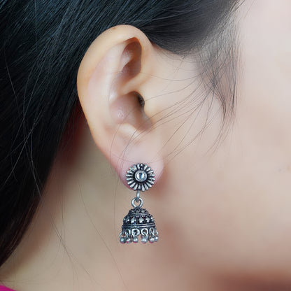 Garden gorgeousness Jhumki arrings (White)
