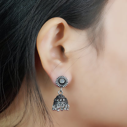 Garden gorgeousness Jhumki arrings (Grey)