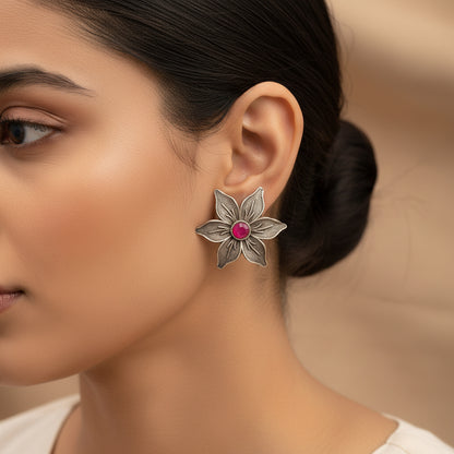 Minima-lily stud earrings (Red)