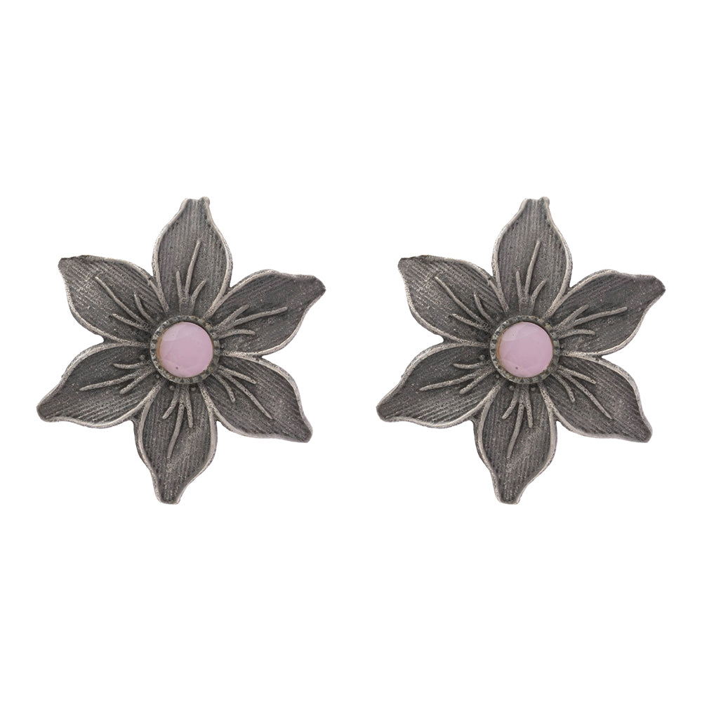 Minima-lily stud earrings (Baby Pink)