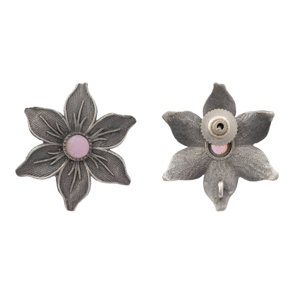 Minima-lily stud earrings (Baby Pink)
