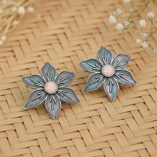 Minima-lily stud earrings (Light Orange)