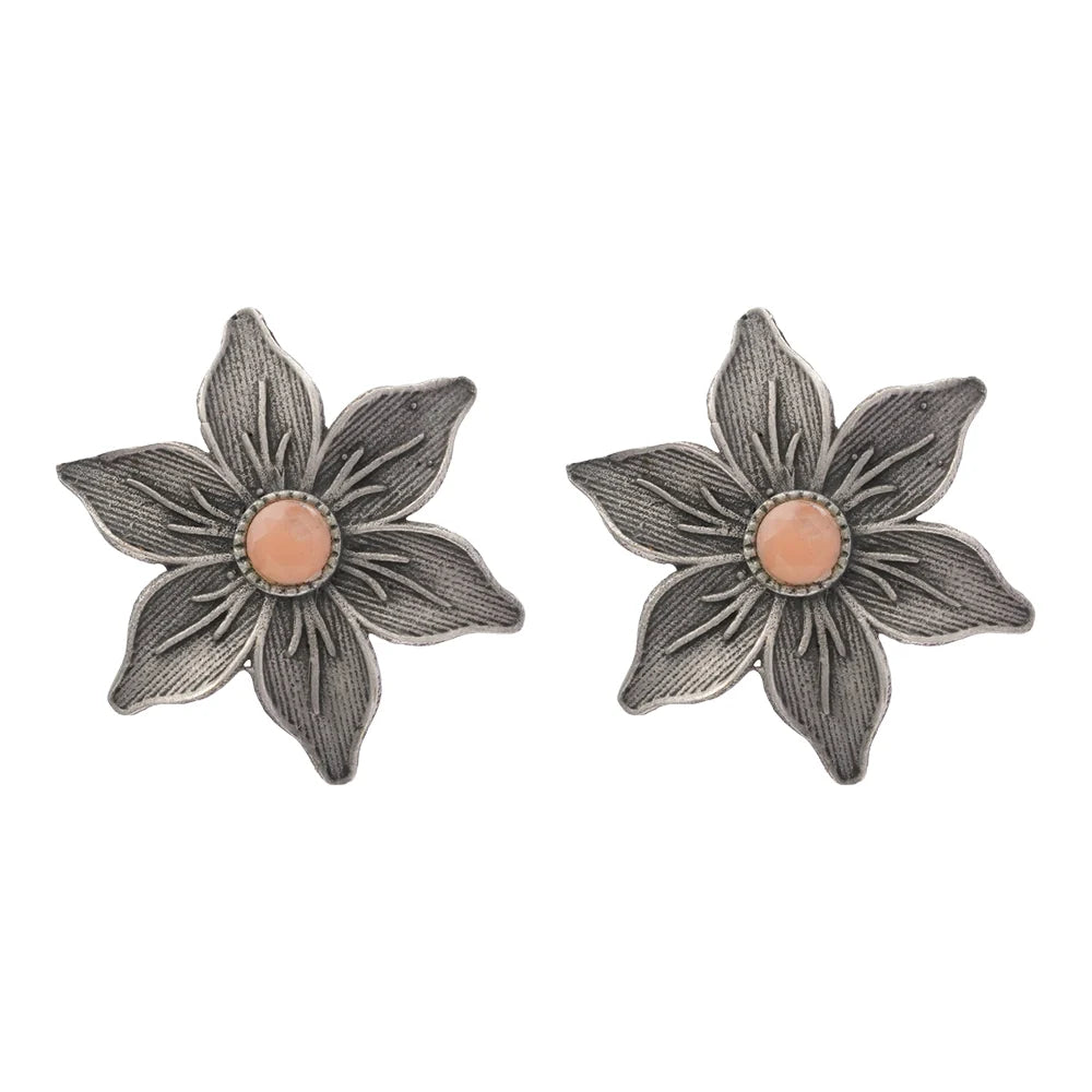Carved Charm Dangler earrings (White) Minima-lily stud earrings (Light Orange) Combo set