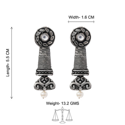 Shahi Trumpet stud earrings (White)