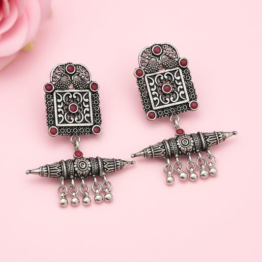 Chakor swirls Gunghroo Dangler earring (Dark Red)
