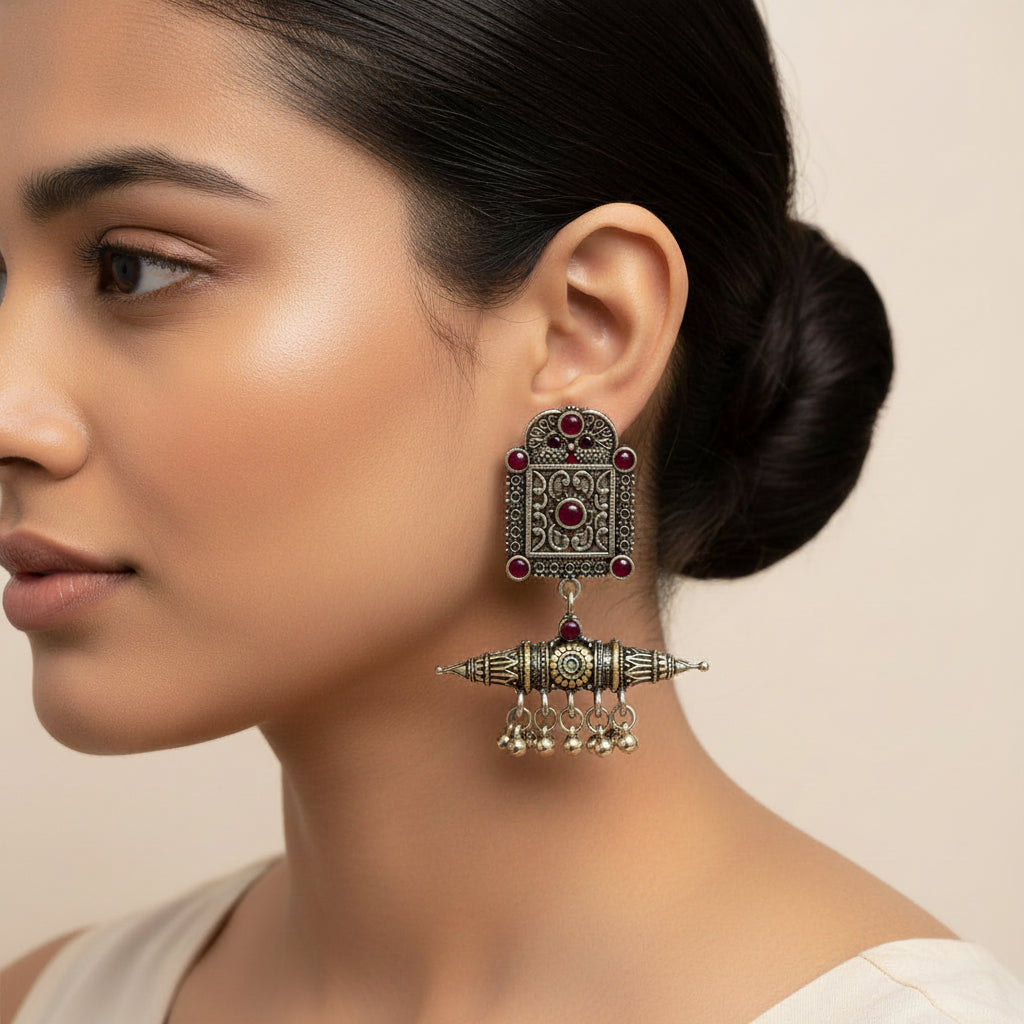 Chakor swirls Gunghroo Dangler earring (Dark Red)