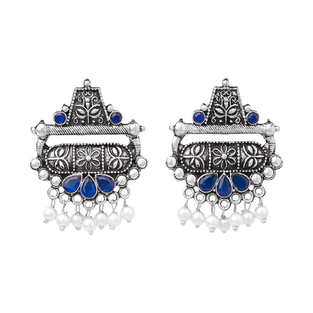 Floral Carved pearl stud earring (Blue)