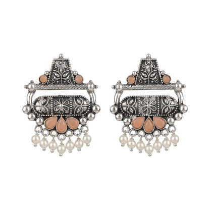 Floral Carved pearl stud earring (Light Orange)